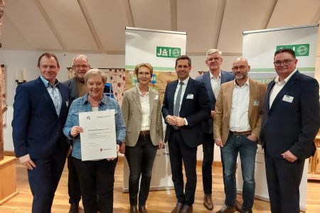 Image - Neuer Vorstand des Fördervereins Pro E 233 gewählt.