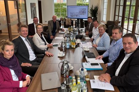 Image - Jens Beeck bekräftigt Unterstützung für vierspurigen Ausbau.